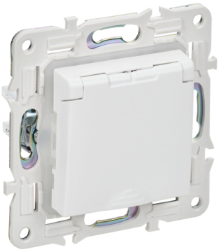 Розетка с крышкой 16А IP44 IEK SKANDY SK-R11W (арктический белый) SK-R16-16-44-K01
