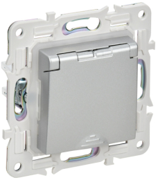 Розетка с крышкой 16А IP44 IEK SKANDY SK-R11S (серебряный) SK-R16-16-44-K23