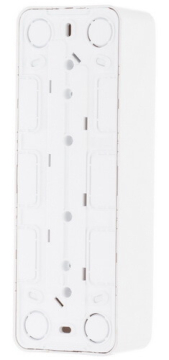 Розетка с заземлением 4-я со шторками Blanca О/У с изолир. пластиной (белый) BLNRA011411