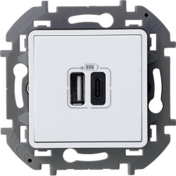 Зарядное устройство Inspiria тип А/тип С (белый) 673760