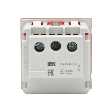 Розетка IEK PRIMER 2P+E со шторками 2 модуля РКС-20-32-П-К (красный) PR-KK40D-RSZH-2-2-K04