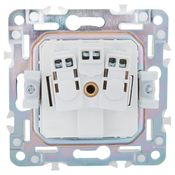 Розетка IEK SKANDY с заземлением без шторок 16А SK-R05S (серебряный) SK-R11-16-K23