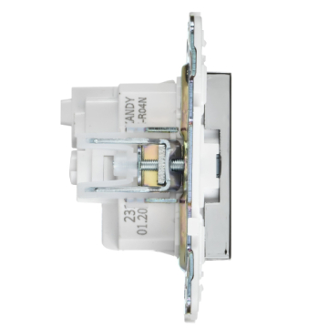 Розетка IEK SKANDY с заземлением без шторок 16А SK-R05N (никель) SK-R11-16-K50