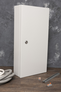 EKF Basic Щит распред. навесной ЩРН-48 (620х310х120) IP54 mb24-48-bas