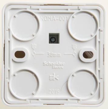 Розетка компьютерная RJ-45 кат. 5E Этюд (белый)  KOMA-001B
