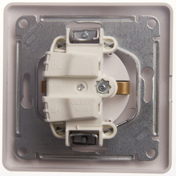 Розетка с крышкой Glossa IP20 (белый) GSL000146