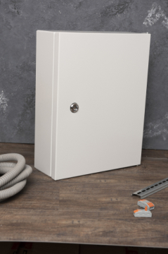 EKF Basic Щит распред. навесной ЩРН-24 (395х310х120) IP54 mb24-24-bas