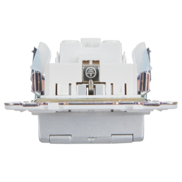 Розетка с крышкой 16А IP44 IEK SKANDY SK-R11S (серебряный) SK-R16-16-44-K23