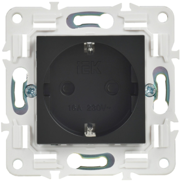 Розетка IEK SKANDY с заземлением со шторками 16А SK-R04Bl (черный) SK-R14-16-K02