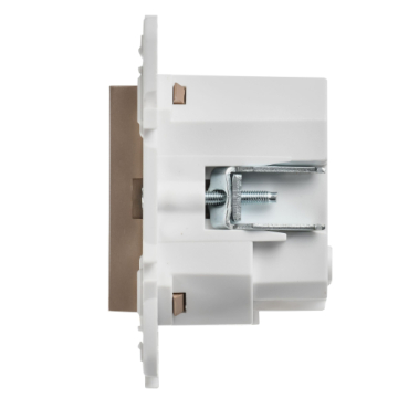 Розетка IEK SKANDY с/з со шторками 16А с USB C 18Вт SK-R17Sa (песочный) SK-R14-16-U14-018-K98