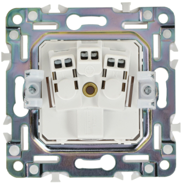 Розетка IEK SKANDY с заземлением без шторок 16А SK-R05Bl (черный) SK-R11-16-K02