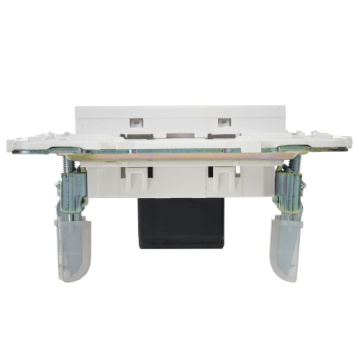 Розетка HDMI IEK SKANDY SK-H01W (арктический белый) SK-H10-K01