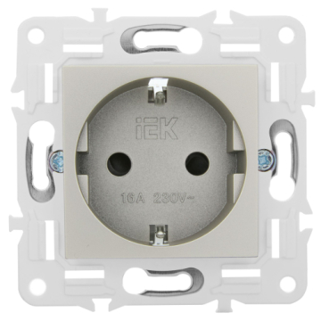 Розетка IEK SKANDY с заземлением со шторками 16А SK-R04Sh (шампань) SK-R14-16-K37
