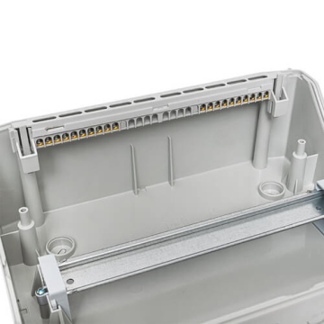 Щит навесной EKF 18 модулей Unix65 IP65 ux65-18-n