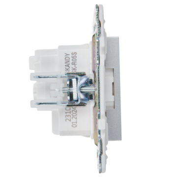 Розетка IEK SKANDY с заземлением без шторок 16А SK-R05S (серебряный) SK-R11-16-K23
