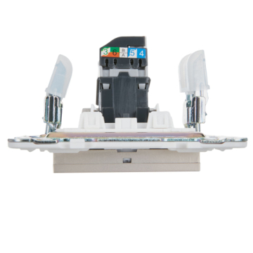 Розетка компьютерная IEK SKANDY RJ45 кат.5E SK-K01Sh (шампань) SK-K10-1-K37
