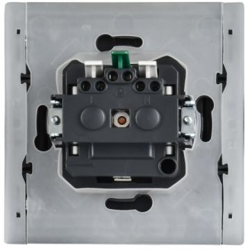 Розетка с крышкой FORTE&PIANO безвинтовые зажимы 16А IP44 FP219M (металл белый) FP-R16-16-1-44-M-K01