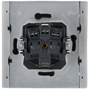 Розетка с крышкой FORTE&PIANO 16А IP44 FP221M (металл белый) FP-R16-16-44-M-K01